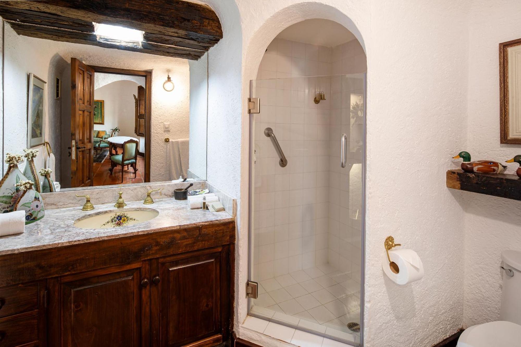 Las Cruces Boutique Hotel Antigua Extérieur photo