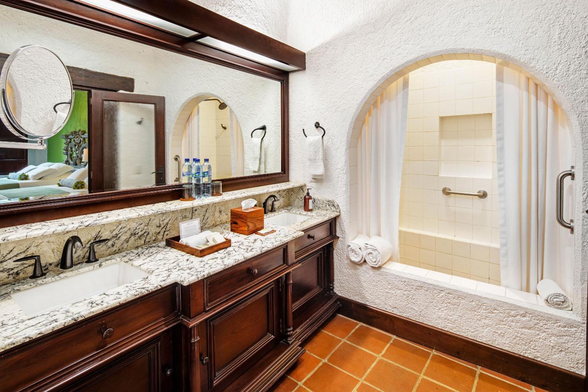 Las Cruces Boutique Hotel Antigua Extérieur photo